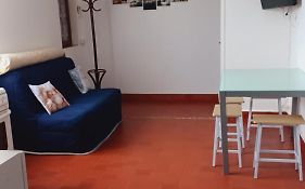 Bel Appartement Fonctionnel,2 grandes chambres separer plus un bz,WI FI,Clim